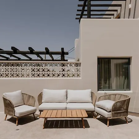 Charming Naxos | 3 Bedrooms | Aladine | Spectacular Sea Views | Private Pool | Naxos 别墅 Pláka