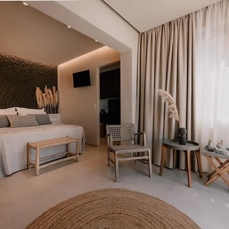 Charming Naxos | 3 Bedrooms | Aladine | Spectacular Sea Views | Private Pool | Naxos 别墅 Pláka