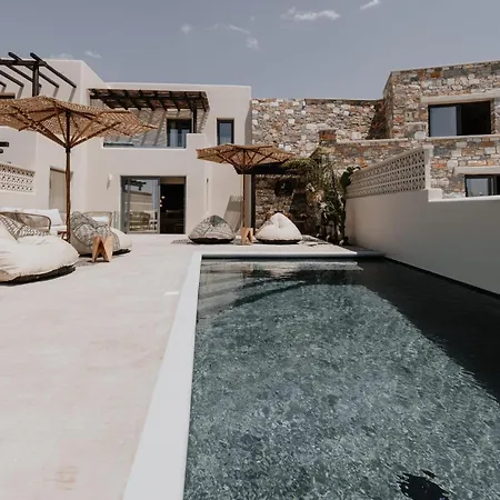 Charming Naxos | 3 Bedrooms | Aladine | Spectacular Sea Views | Private Pool | Naxos 别墅 Pláka